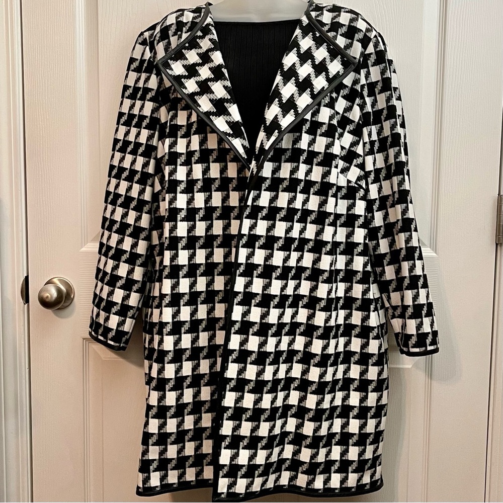 THE LIMITED ~ Size 16W ~ Houndstooth Faux Leather Trim Jacket Retails $149